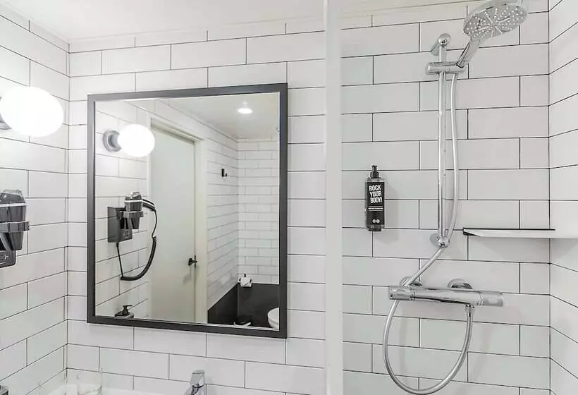 酒店 Ibis Bragança