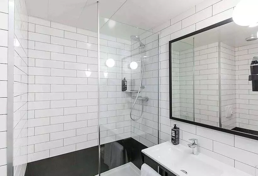 酒店 Ibis Bragança