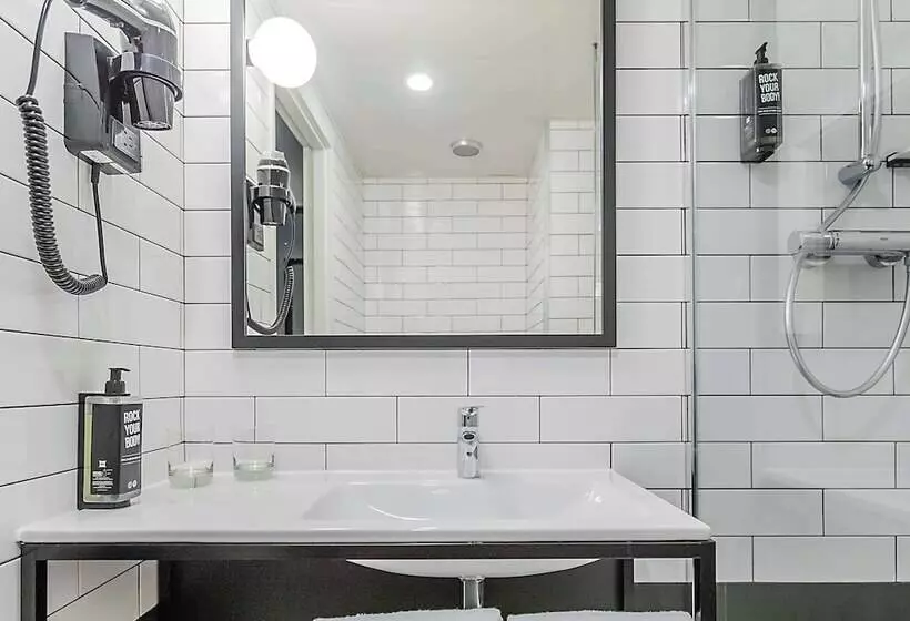 酒店 Ibis Bragança