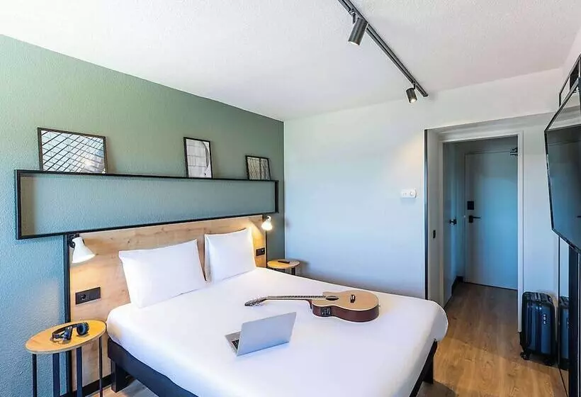 酒店 Ibis Bragança