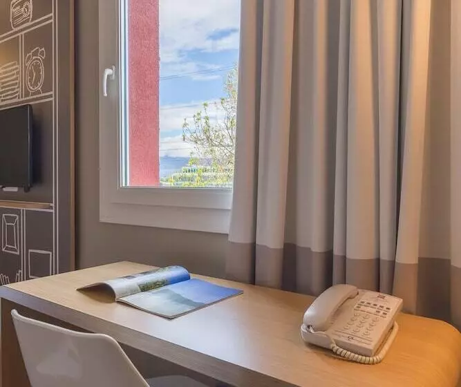 هتل Ibis Geneve Aeroport