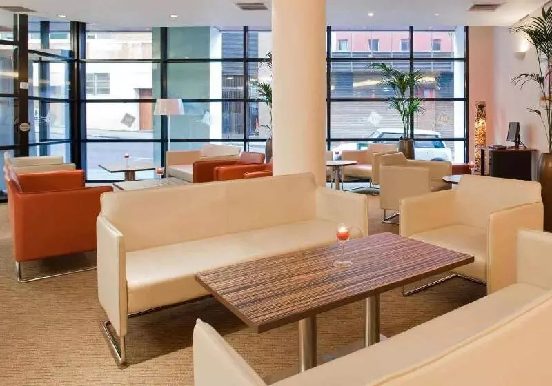 ホテル Ibis Glasgow City Centre – Sauchiehall St