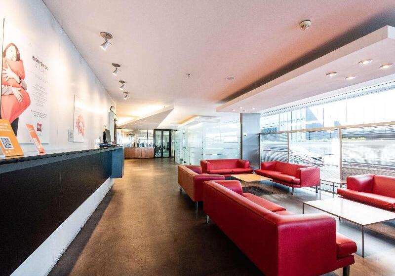 ホテル Ibis Montevideo Rambla