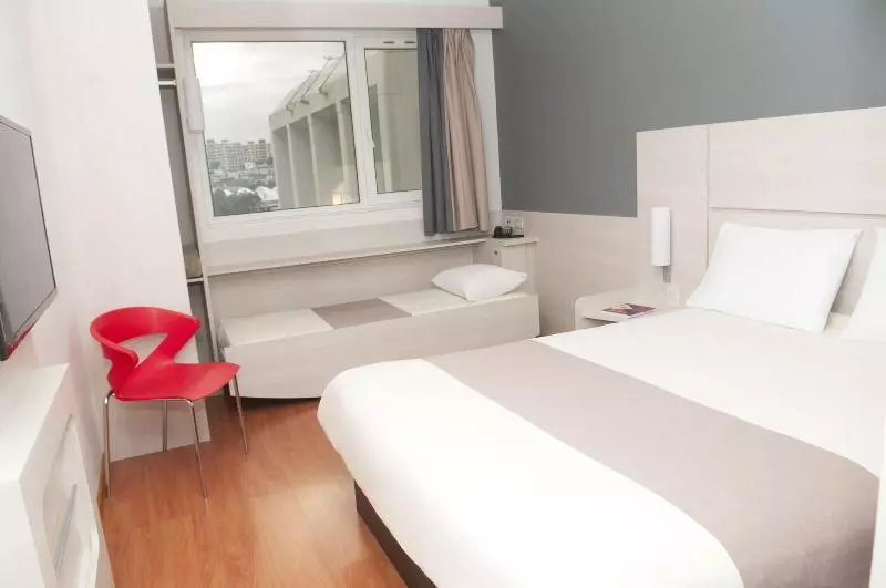 Hotel Ibis Montevideo Rambla