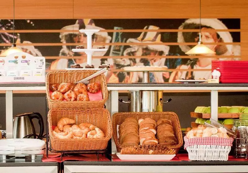 Hotel Ibis Montevideo Rambla