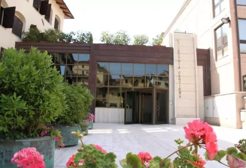 Отель La Vecchia Cartiera