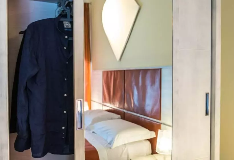 Отель La Vecchia Cartiera