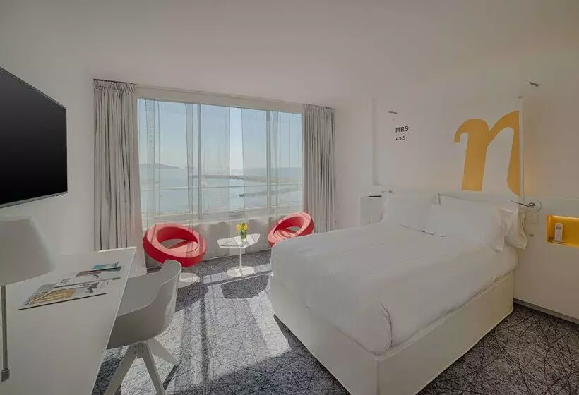 Otel Nhow Marseille