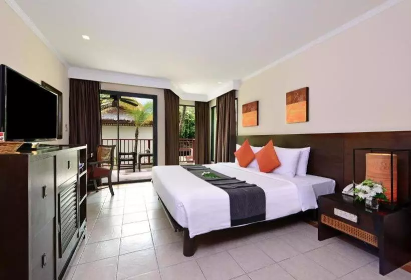 Отель Panwa Boutique Beachfront