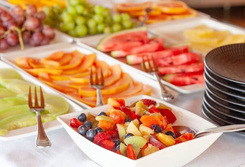 فندق Periwinkle Lodge Guest House