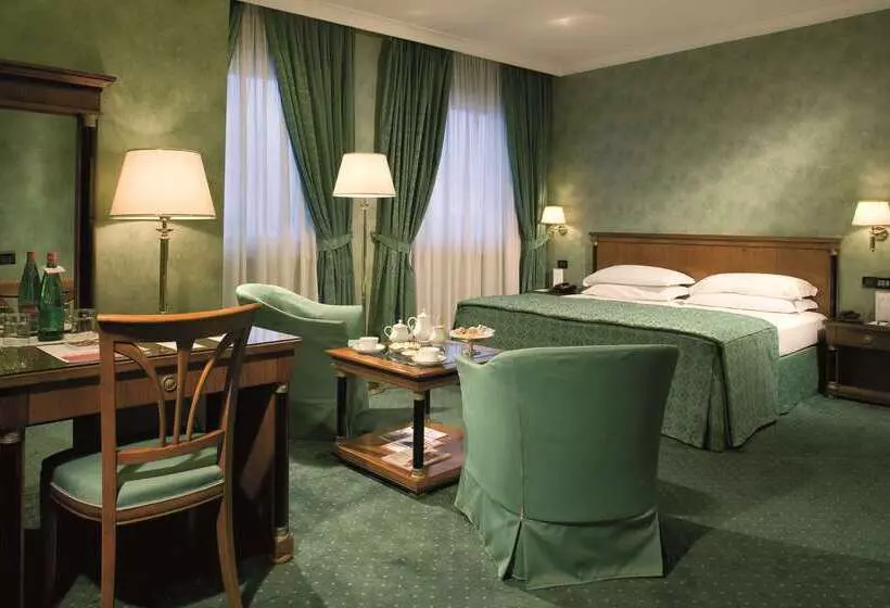 酒店 Ramada By Wyndham Naples