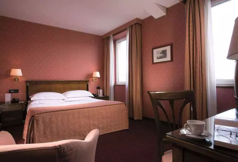 酒店 Ramada By Wyndham Naples