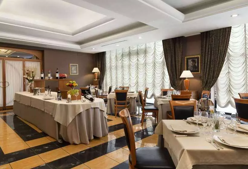 酒店 Ramada By Wyndham Naples