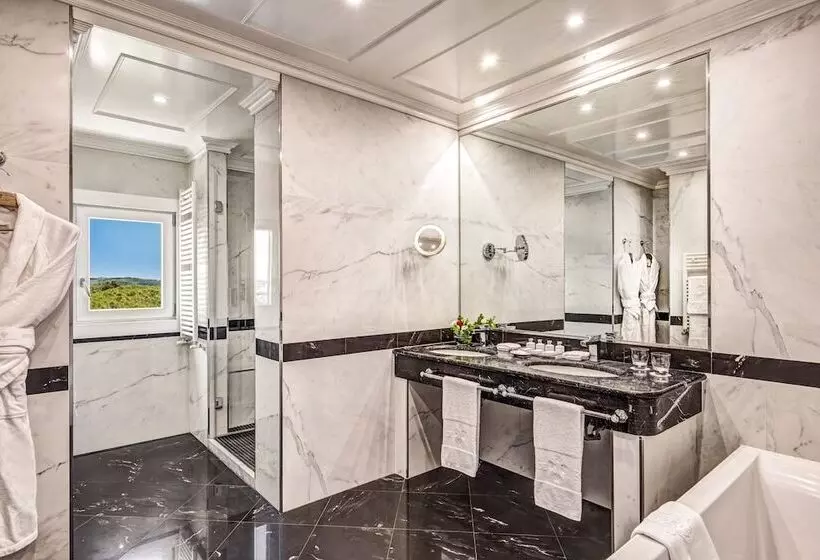 Splendide Royal   The Leading Hotels Of The World