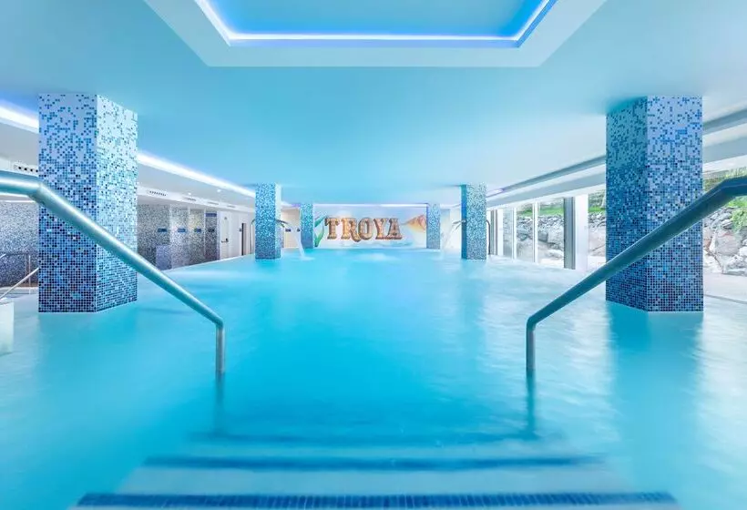 Alexandre Hotel Troya