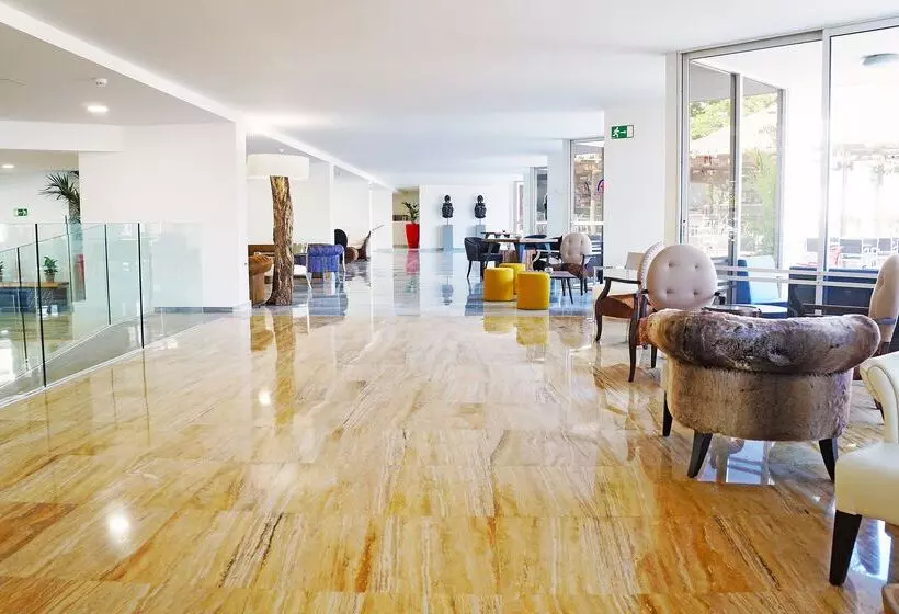 Alexandre Hotel Troya