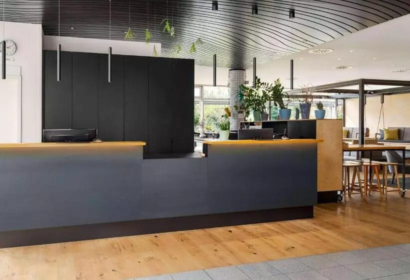 Отель Vienna House Easy By Wyndham Günzburg