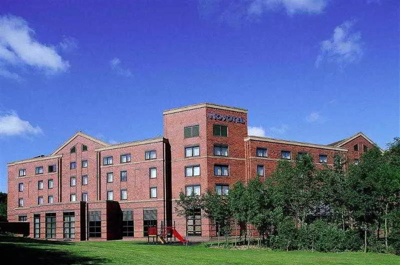 Novotel Newcastle Airport