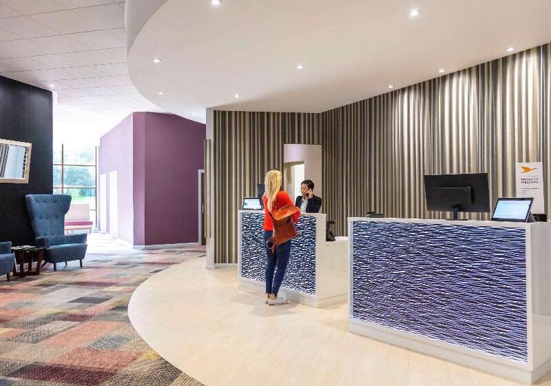Novotel Newcastle Airport