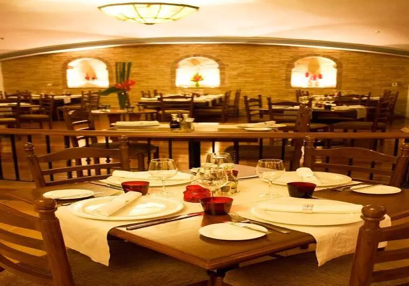 Novotel Atlantis Shanghai   Breakfast In The Clouds With River View In The Revolving Restaurant