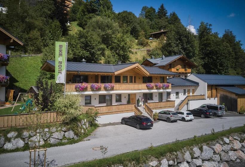 Am Zwölferkogel Appartements