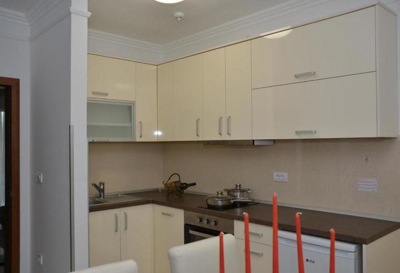 Lux Apartmani Vesna 2