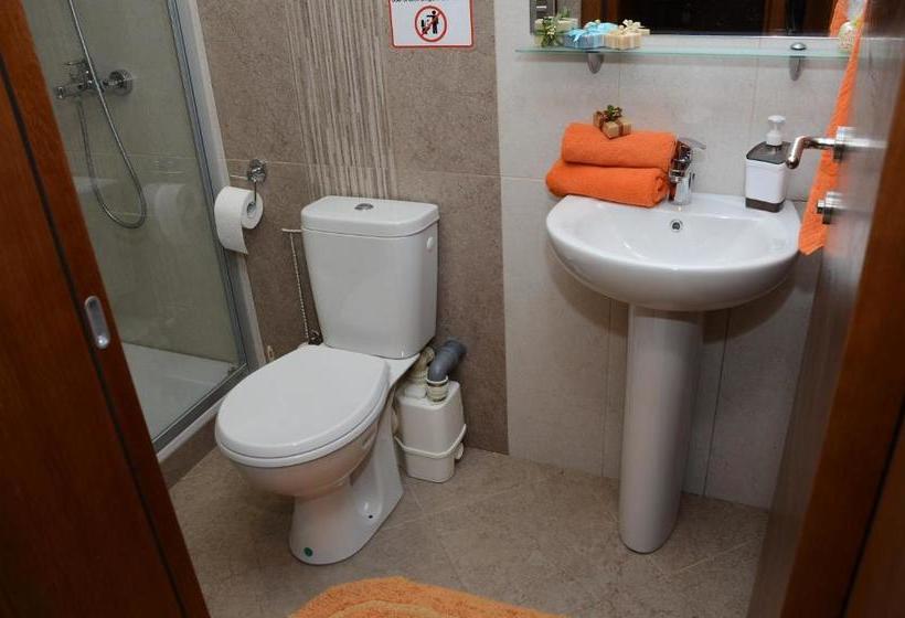 Lux Apartmani Vesna 2