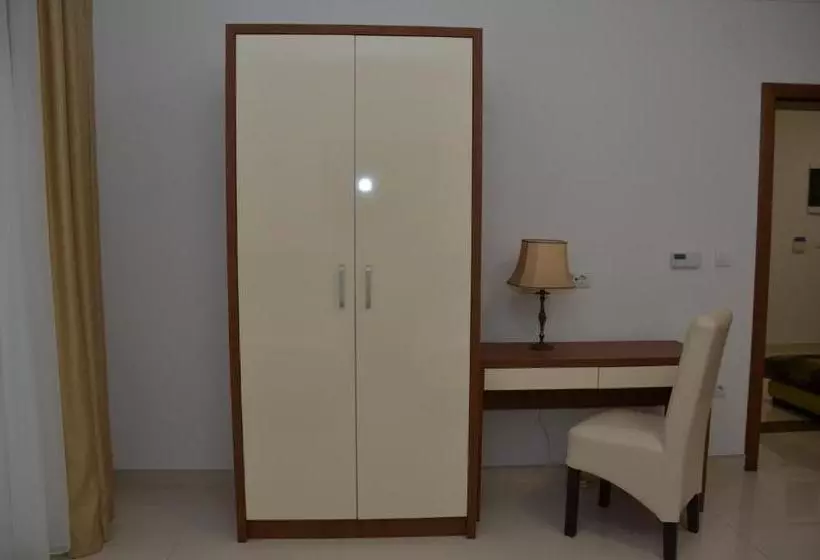 Lux Apartmani Vesna 2