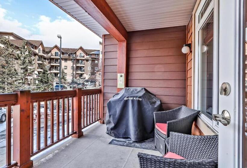 Fenwick Vacation Rentals Inviting Rocky Mountain Hot Tub In Top Rated Condo