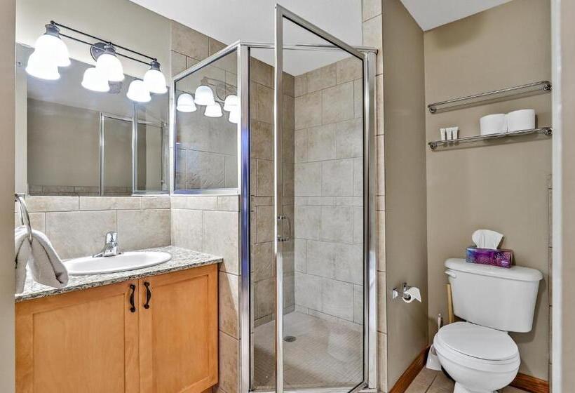 Fenwick Vacation Rentals Inviting Rocky Mountain Hot Tub In Top Rated Condo