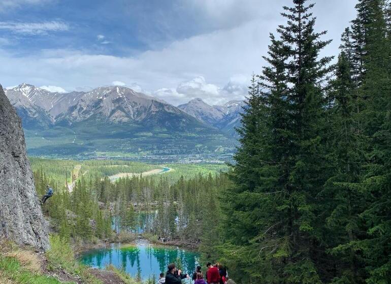 Fenwick Vacation Rentals Inviting Rocky Mountain Hot Tub In Top Rated Condo