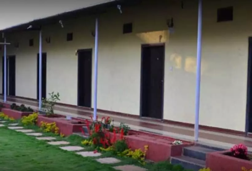ホテル Krishna Valley Villa