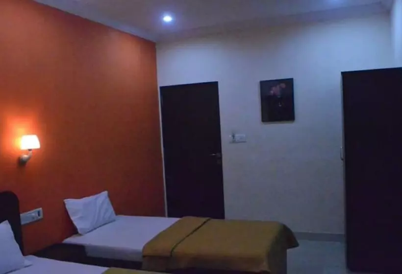 ホテル Krishna Valley Villa