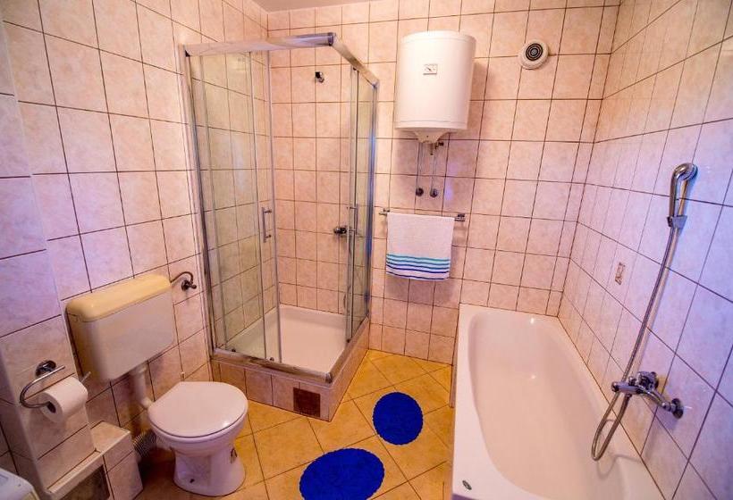 پانسیون Apartman Katarina