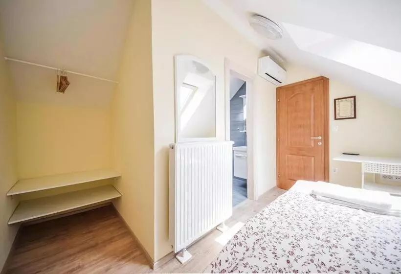 پانسیون Apartments Maria