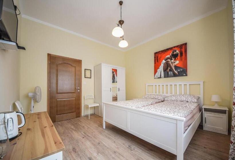 پانسیون Apartments Maria