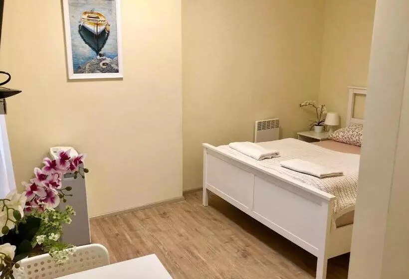 پانسیون Apartments Maria