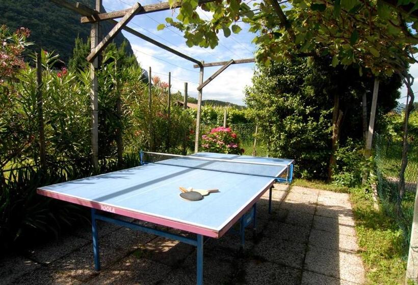 پانسیون Garni Gartenheim