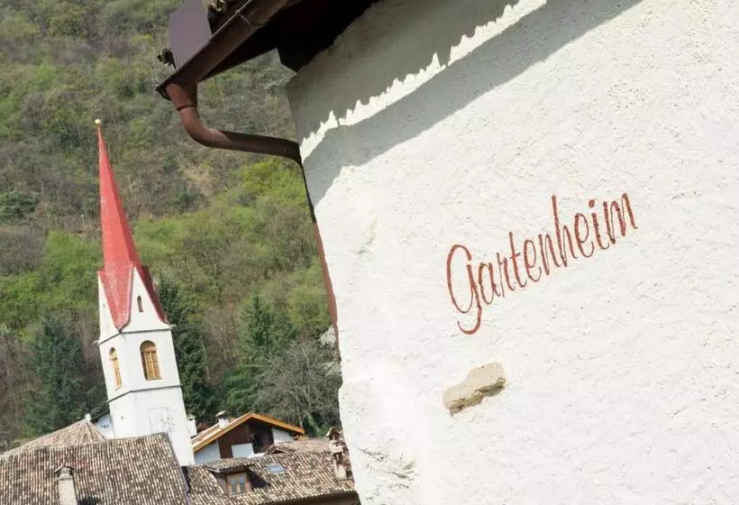 پانسیون Garni Gartenheim