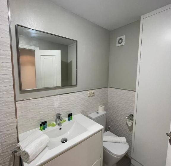 膳宿费 Hostal Portofino