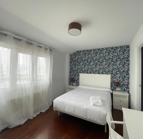 膳宿费 Hostal Portofino