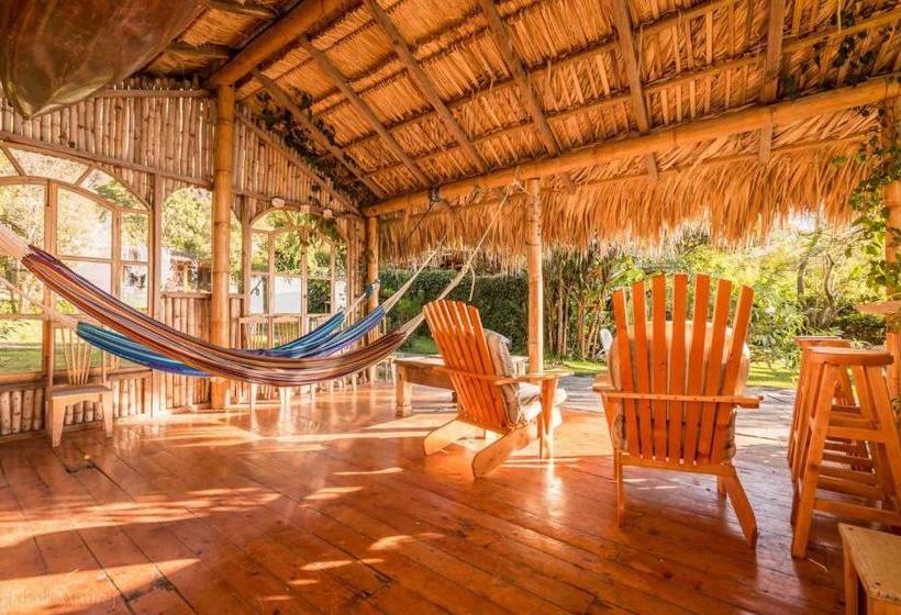 پانسیون Lake Front Suite At Los Elementos