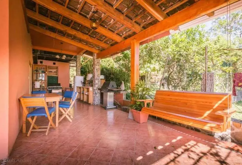 پانسیون Lake Front Suite At Los Elementos