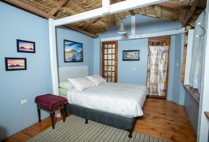 پانسیون Lake Front Suite At Los Elementos