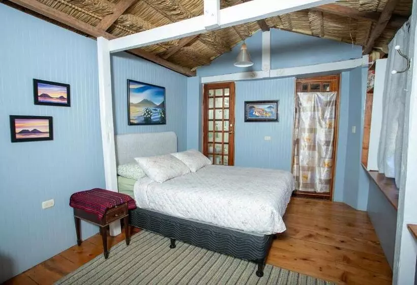 پانسیون Lake Front Suite At Los Elementos