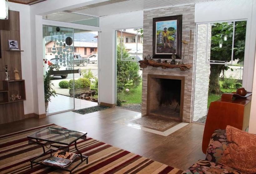 펜션 Pousada Charme Da Serra