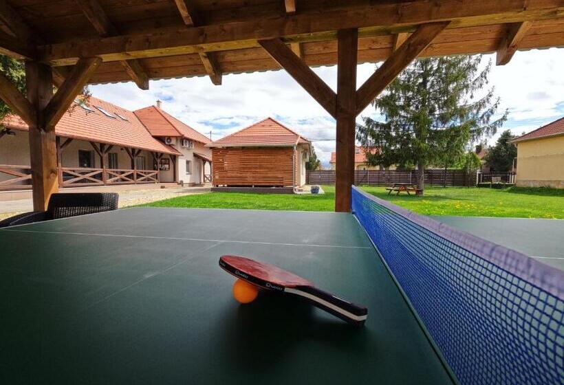 Пансион Riviéra Apartmanok