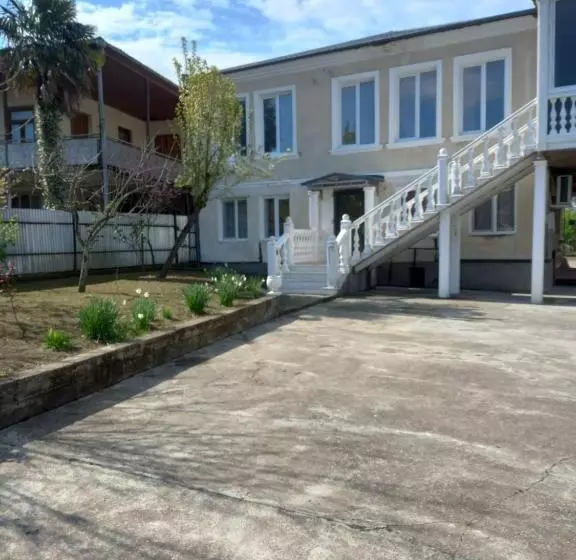 پانسیون Tskaltubo Apartment Meri