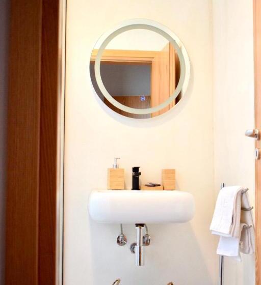 ペンション Tzavelitiko Home