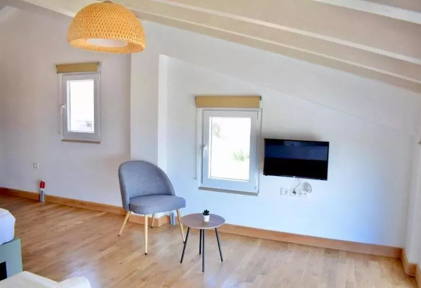 پانسیون Tzavelitiko Home